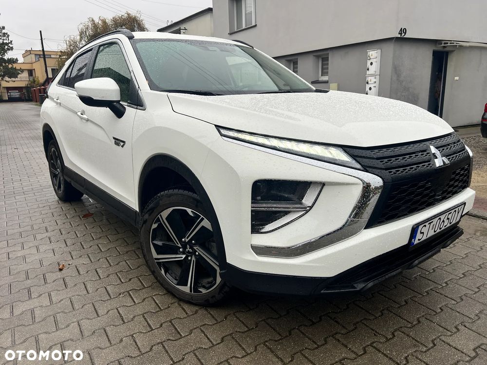 Mitsubishi Eclipse Cross Plug-In Hybrid 4WD Plus Select - 3