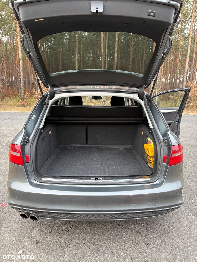 Audi A4 Avant 2.0 TDI DPF clean diesel S line Sportpaket - 8