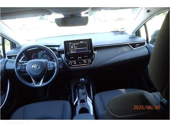 Toyota Corolla - 8