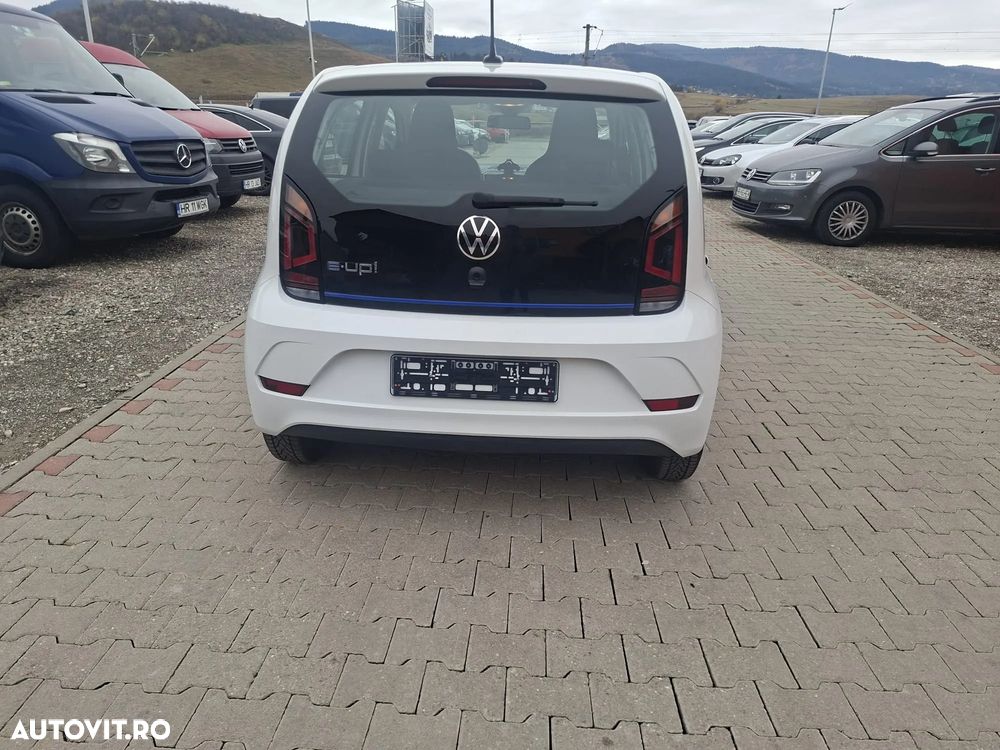 Volkswagen up! - 5