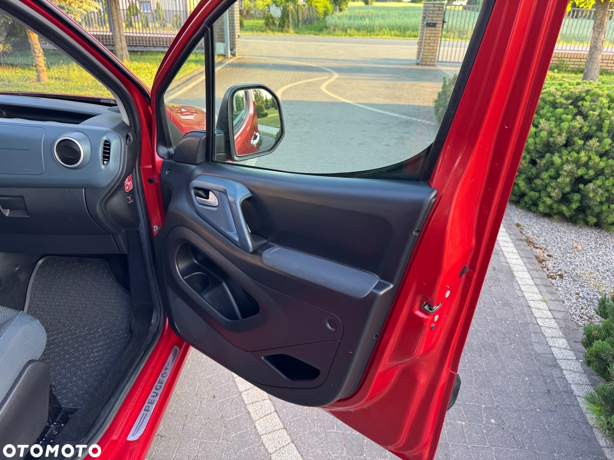 Peugeot Partner 1.6 HDi VTC Euro5 - 26
