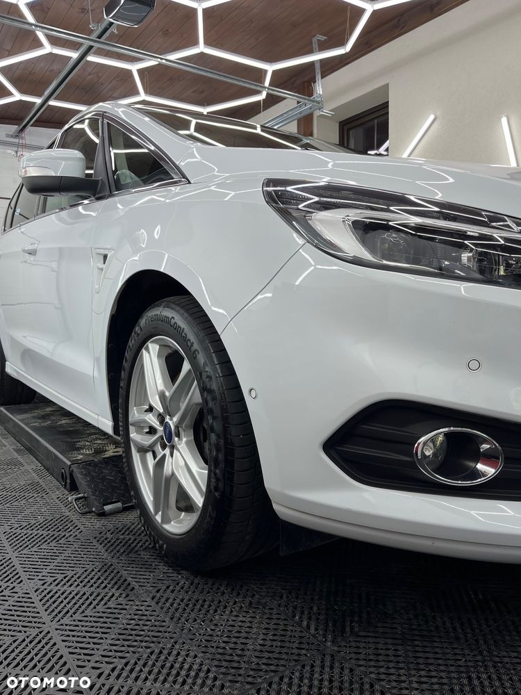 Ford S-Max 1.5 EcoBoost Titanium - 3