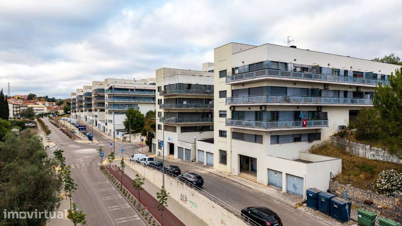 Apartamento T1 - Urbanização Gorgulão em Coimbra com Garagem - Grande imagem: 2/24