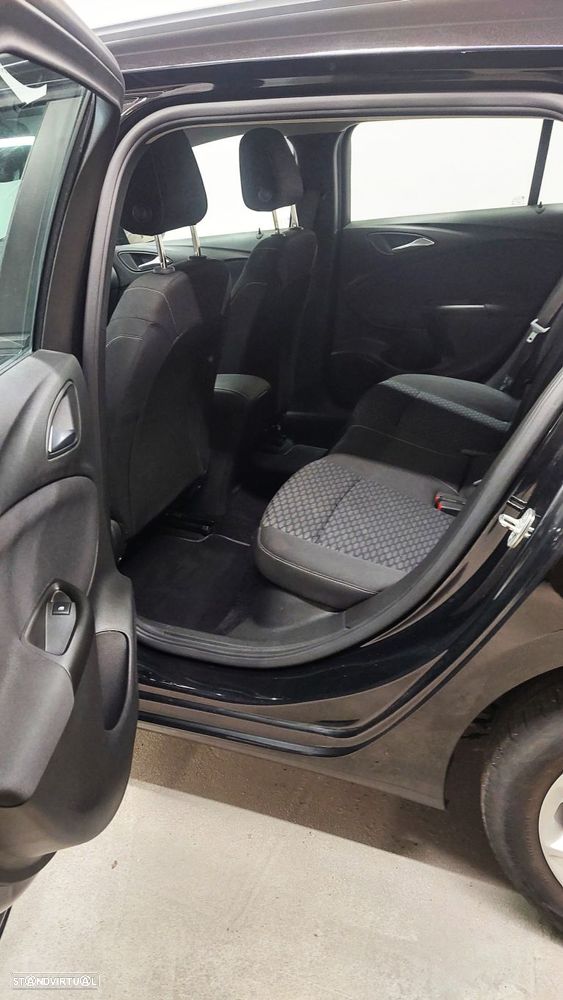 Opel Astra Sports Tourer 1.5 D Business Edition S/S - 9