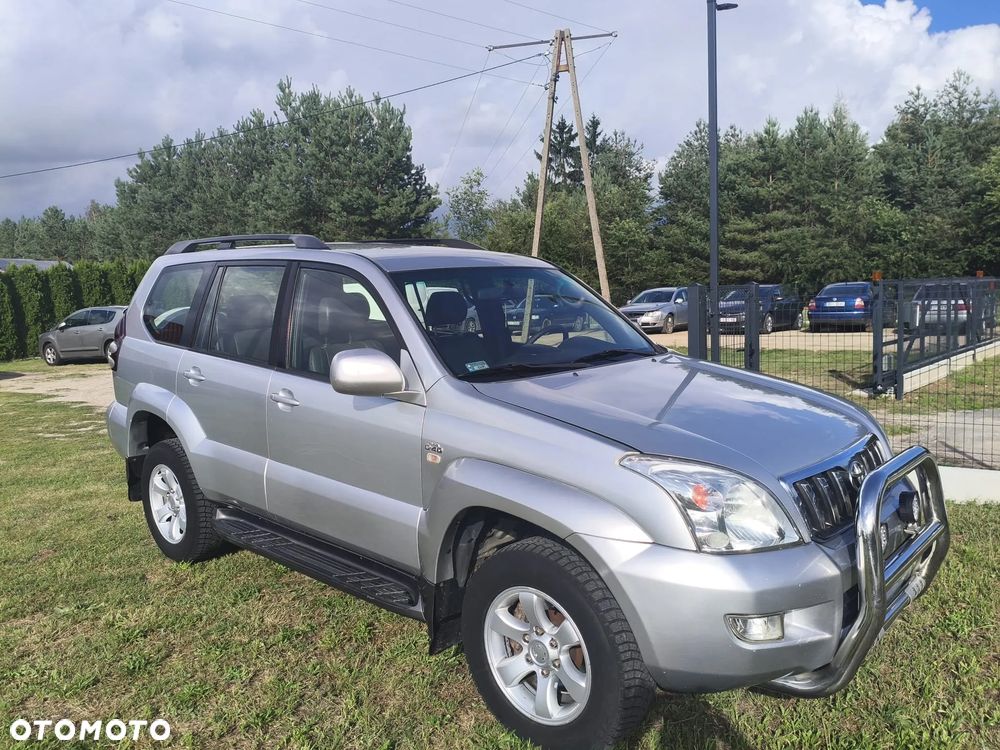 Toyota Land Cruiser - 1