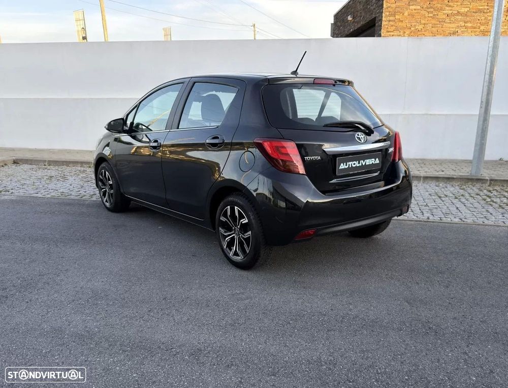 Toyota Yaris 1.4 D-4D Comfort+P.Style - 5
