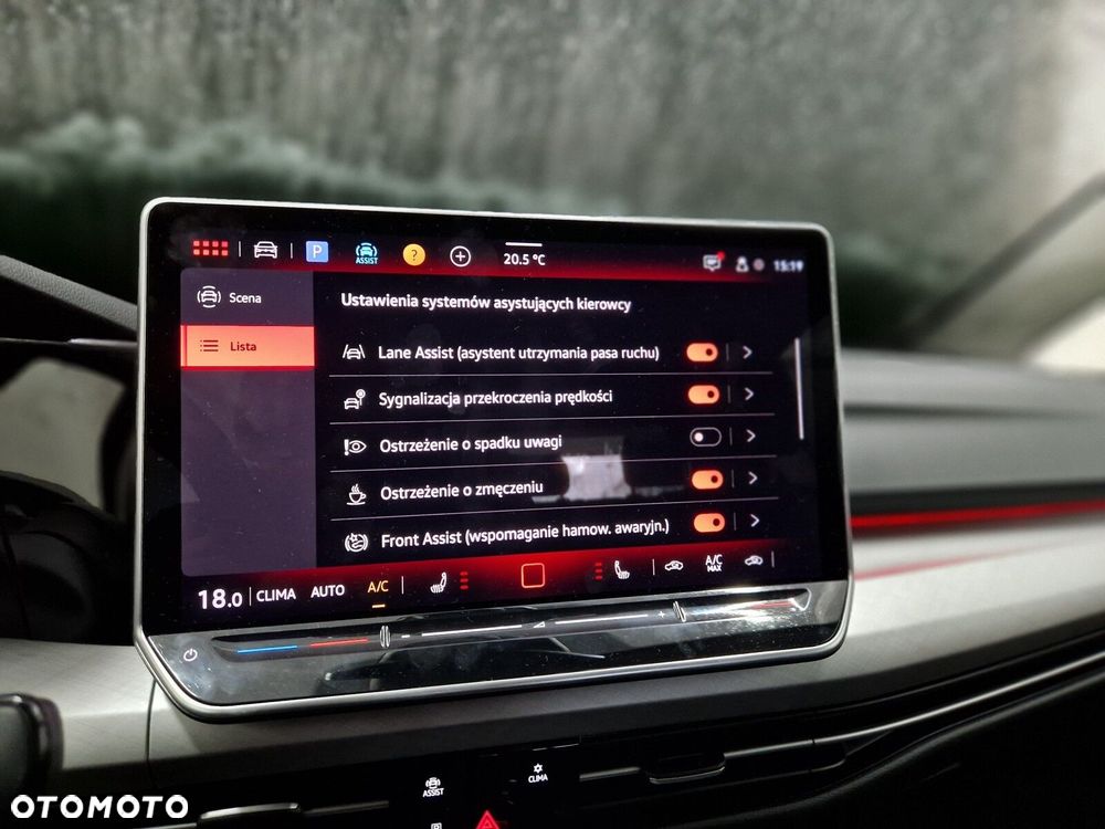 Volkswagen Golf - 12