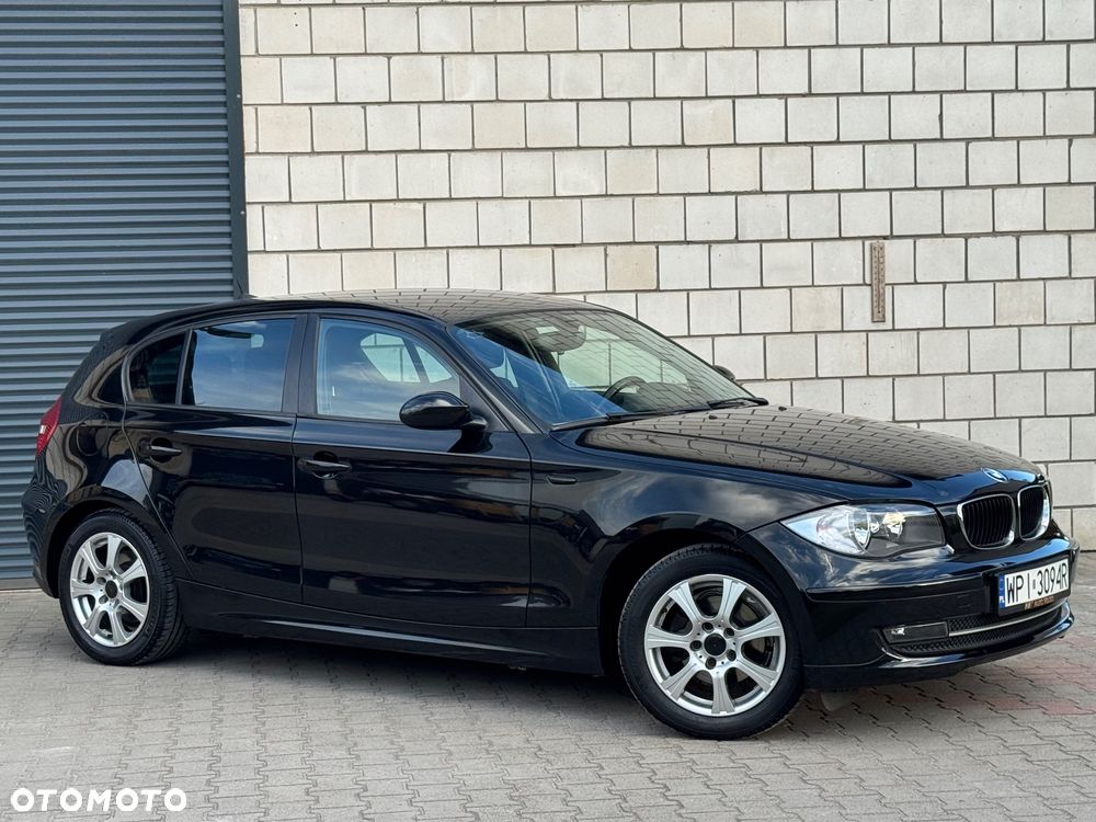 BMW Seria 1 - 25
