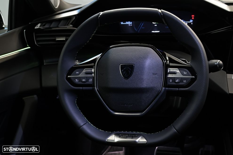 Peugeot E-408 58 kWh GT - 17