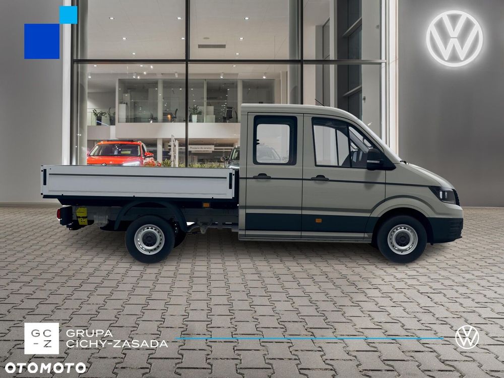 Volkswagen Crafter 35 Skrzyniowy z podwójną kabiną silnik: 2,0 l EU6 SCR 140 KM / skrzynia biegów: Przedni napęd manualna 6-biegowa rozstaw osi: 3640 mm - 6