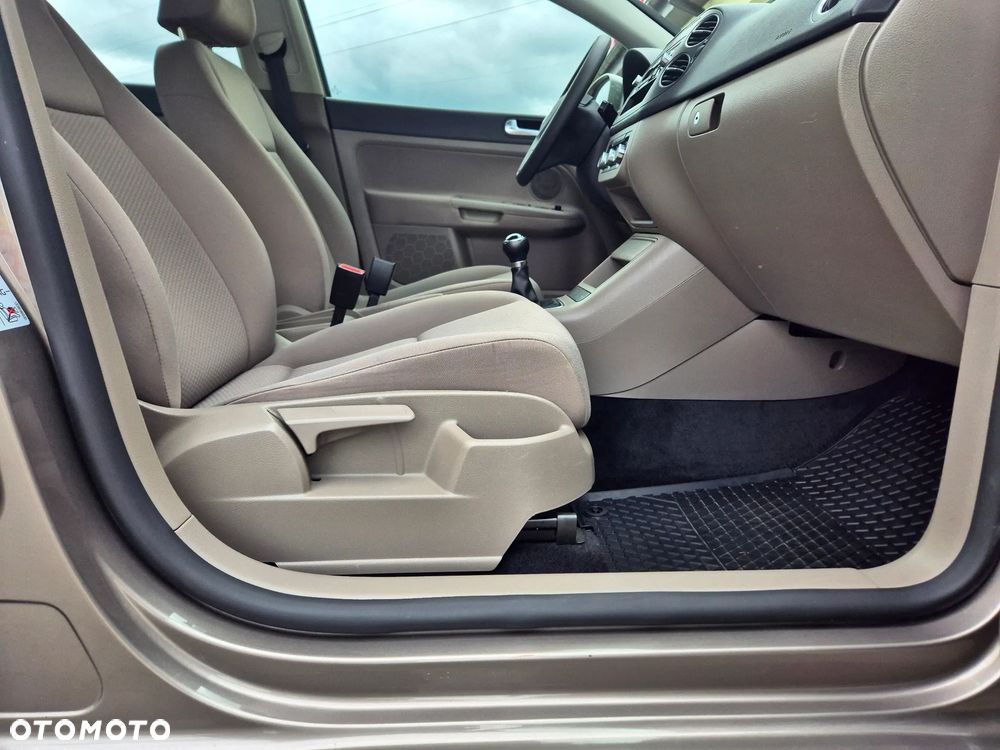 Volkswagen Golf Plus 1.6 Trendline - 33