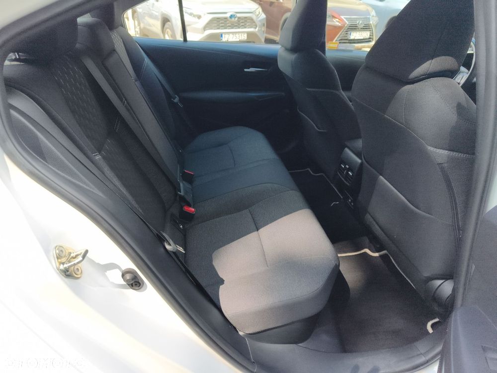 Toyota Corolla 1.8 Hybrid Comfort - 10