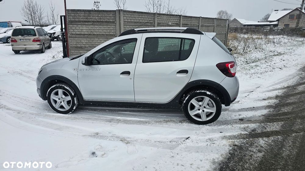 Dacia Sandero Stepway TCe 90 (S&S) Celebration - 12