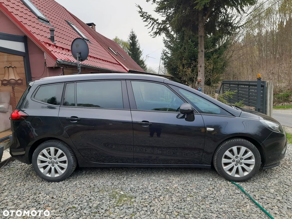 Opel Zafira - 16