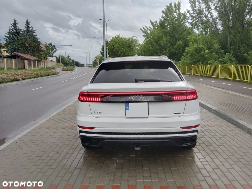 Audi Q8 SUV TFSI quattro 250 kW tiptronic S line business - 7