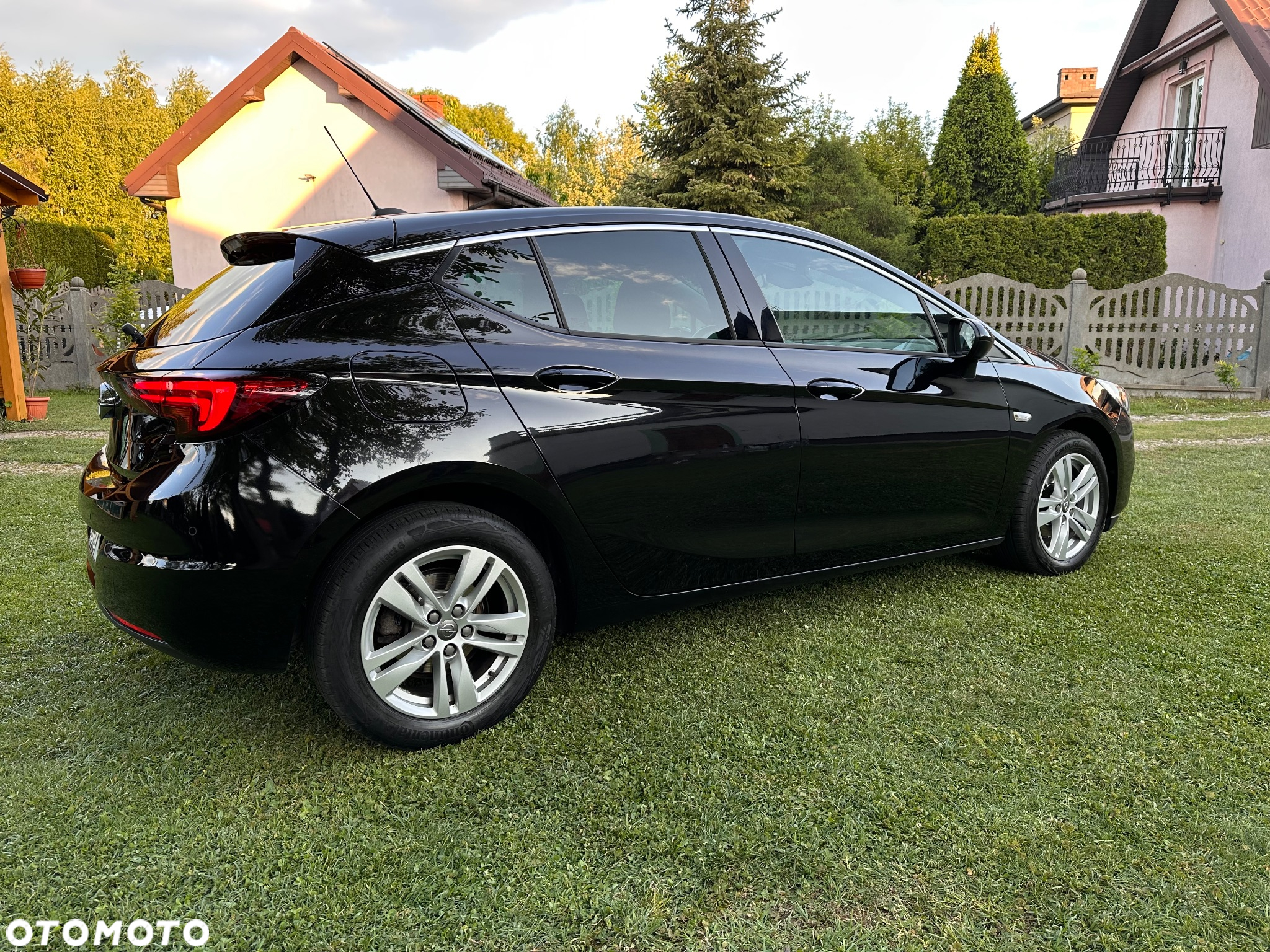 Opel Astra V 1.2 T Ultimate S&S - 8