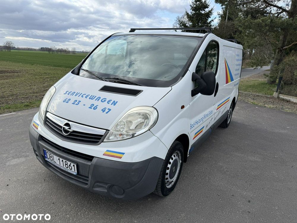 Opel Vivaro - 10