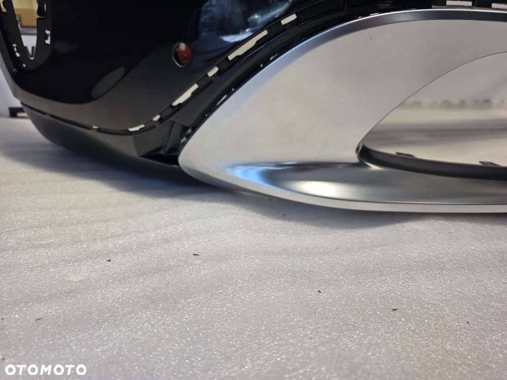 MERCEDES GLA W156 12- ZDERZAK PRZEDNI PRZÓD NA SPRYSKI + 6xPDC + ŁADNY CHROM NR A1568851622 NR AUKCJI NZ1910 - 10