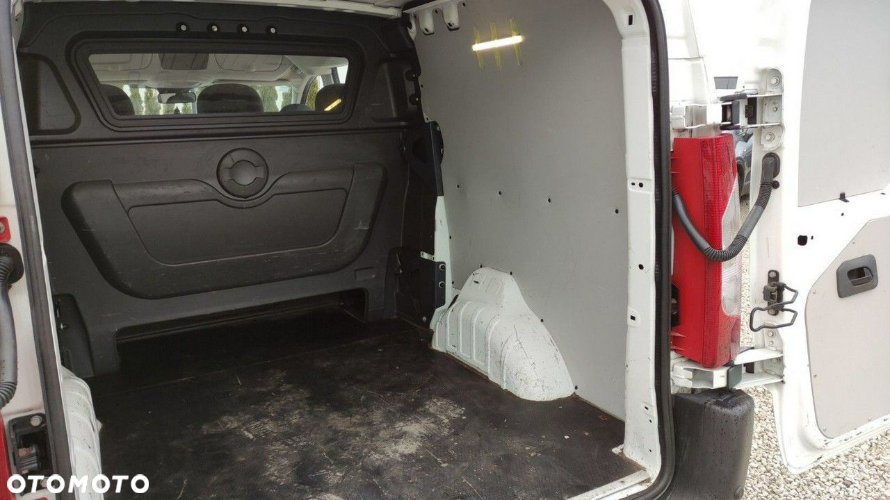 Peugeot expert - 23