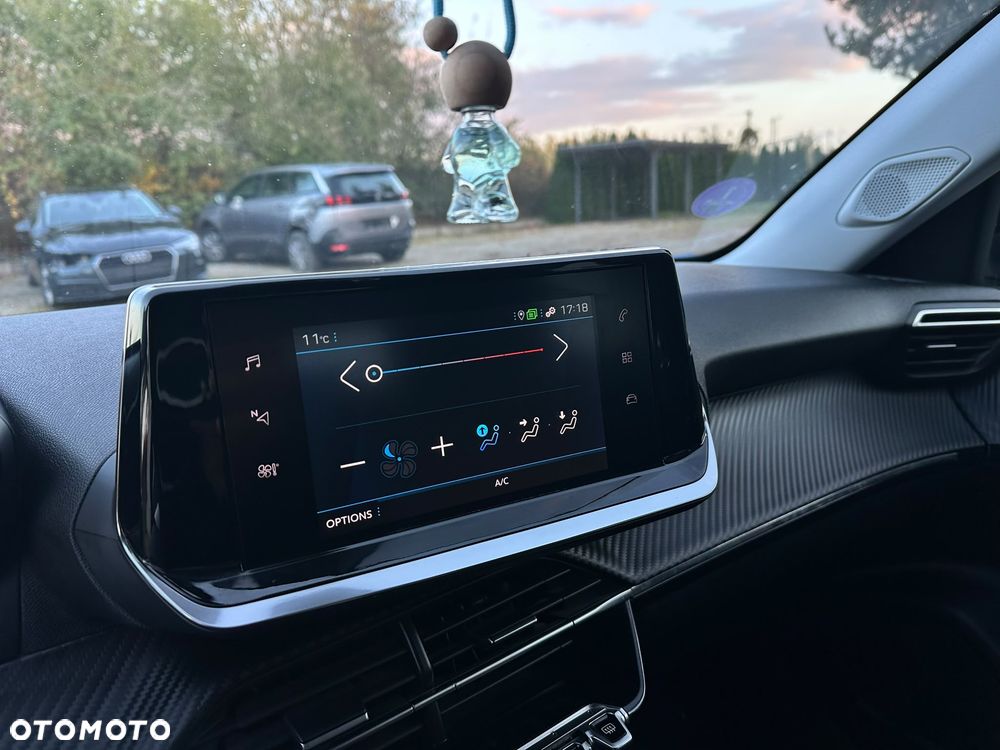 Peugeot 2008 PureTech 100 Active S&S BVM6 - 16