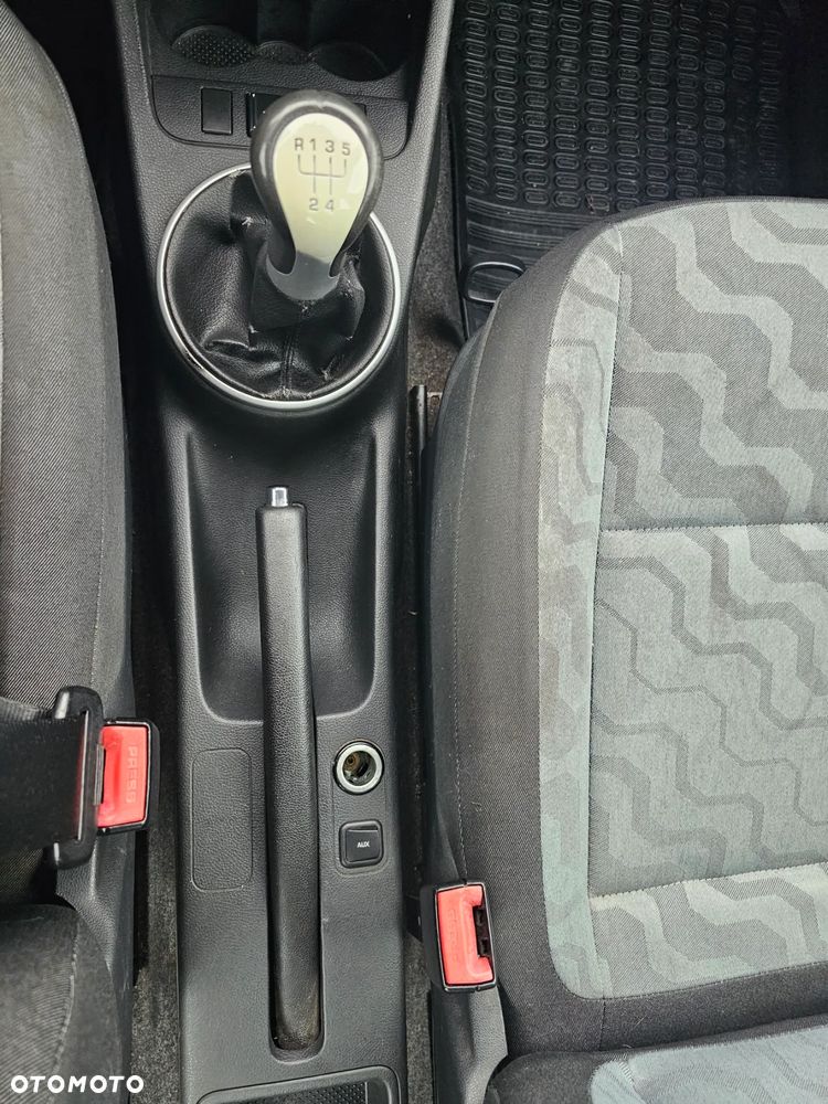 Skoda Roomster 1.4 16V PLUS EDITION - 16