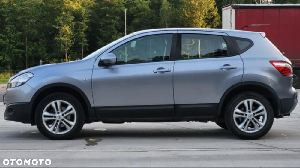Nissan Qashqai 2.0 dCi DPF acenta - 4