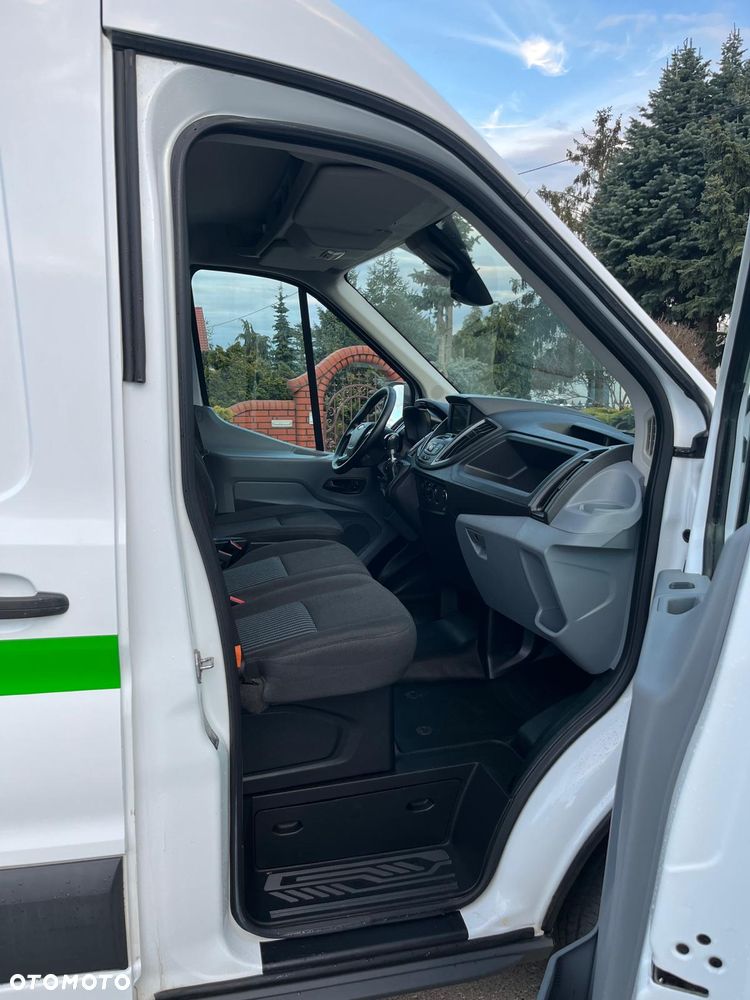 Ford Transit - 10