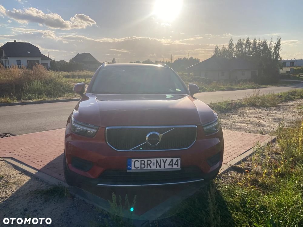 Volvo XC 40 T3 Geartronic Momentum - 4