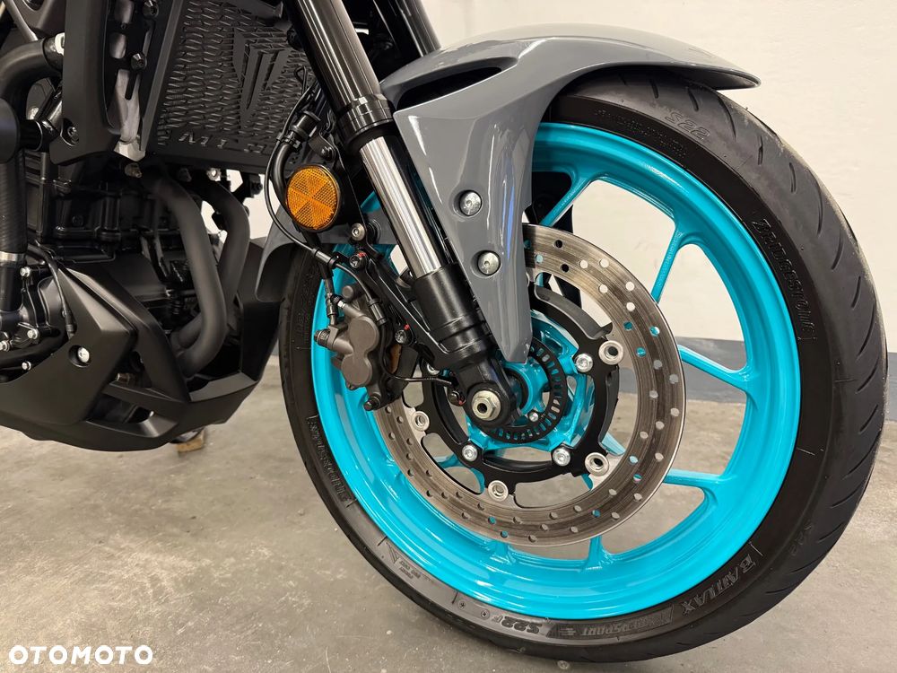 Yamaha MT - 7