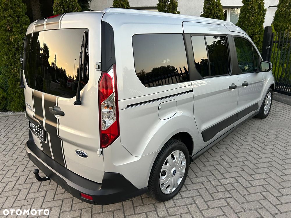 Ford Tourneo Connect Grand - 12