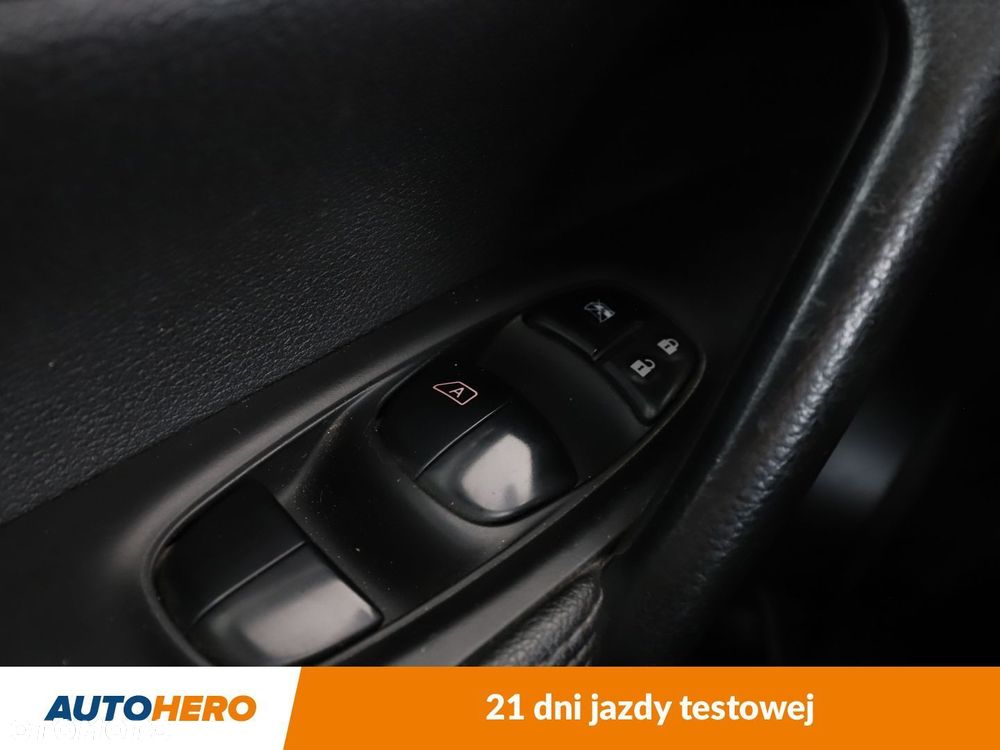Nissan Qashqai - 31