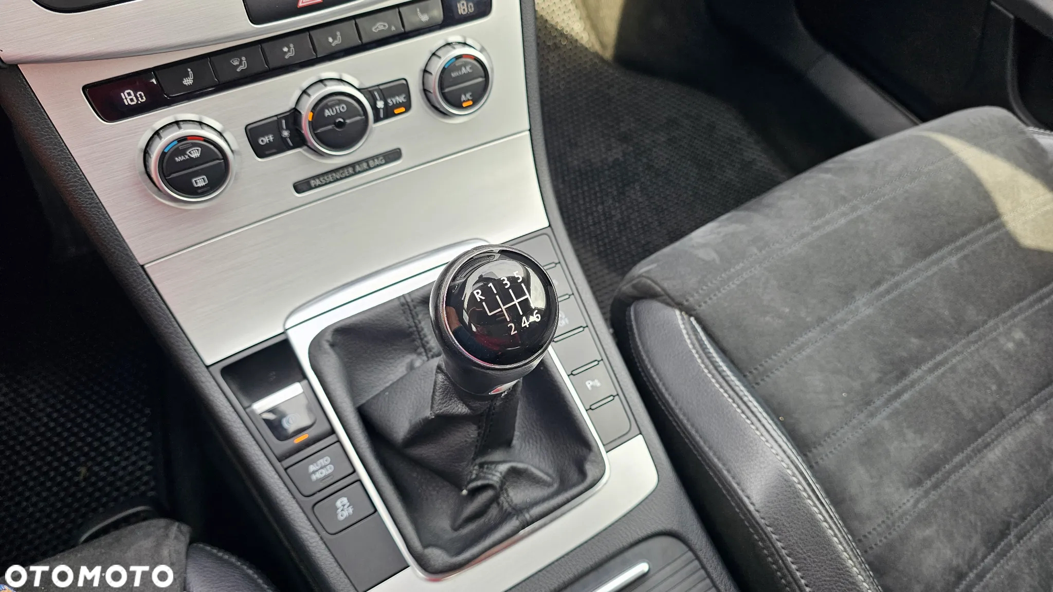 Volkswagen CC 2.0 TDI DPF BMT - 9