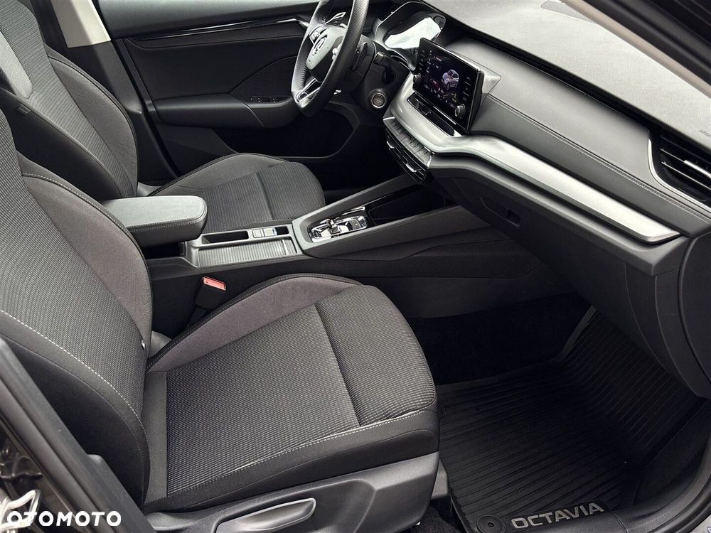 Skoda Octavia 1.5 TSI e-Tec Ambition DSG - 9