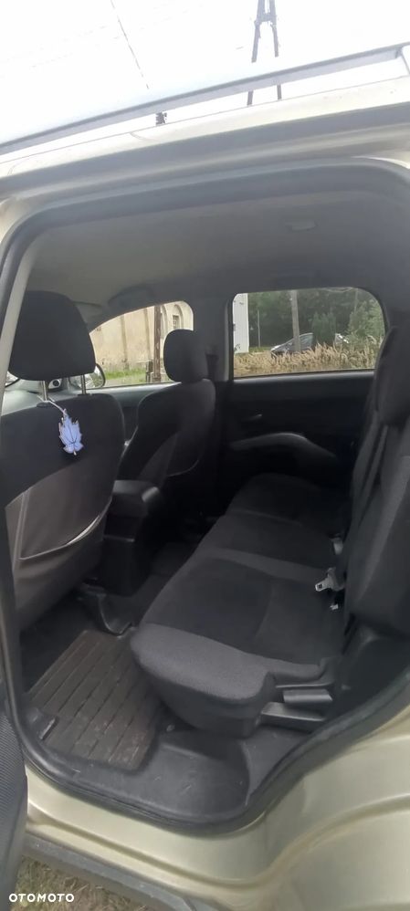 Mitsubishi Outlander 2.0 DID Intense + - 5