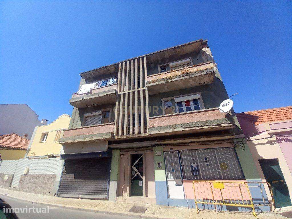 Apartamento T1 - Baixa da Banheira - Grande imagem: 2/20