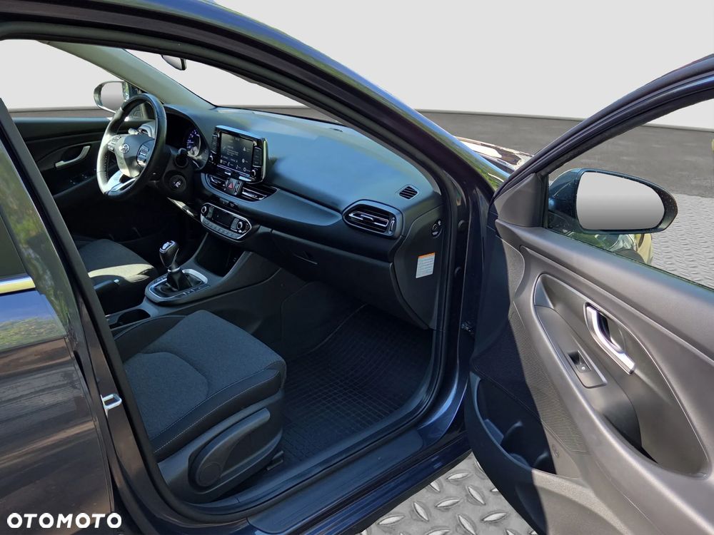 Hyundai i30 1.5 T-GDI 48V Smart - 37