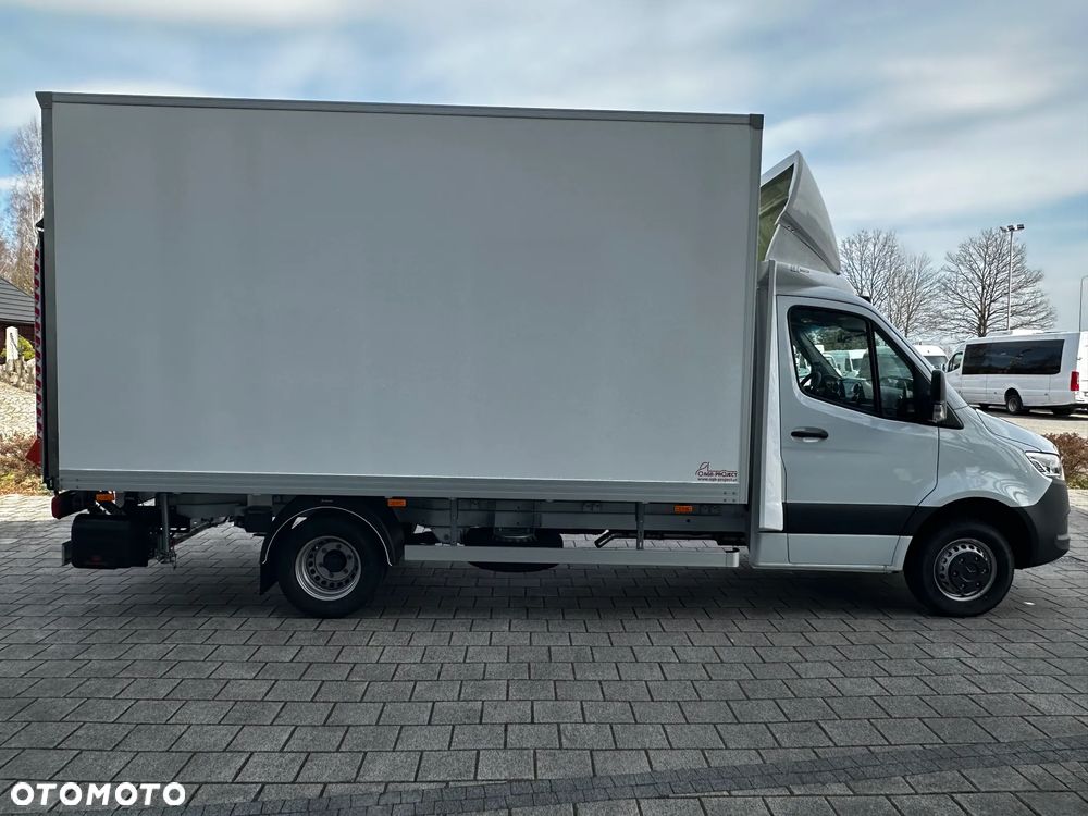 Mercedes-Benz Sprinter - 6