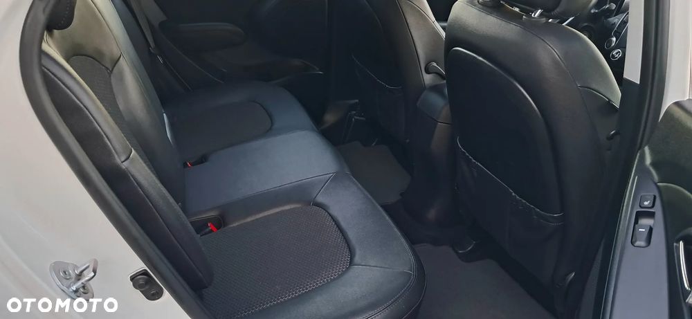 Hyundai ix35 1.6 2WD blue Comfort - 26