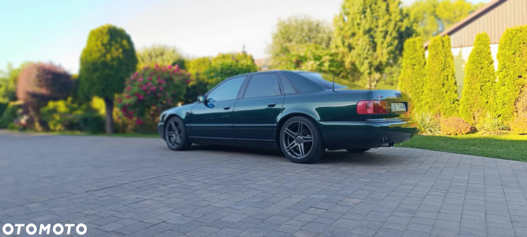Audi A8 4.2 Quattro - 14