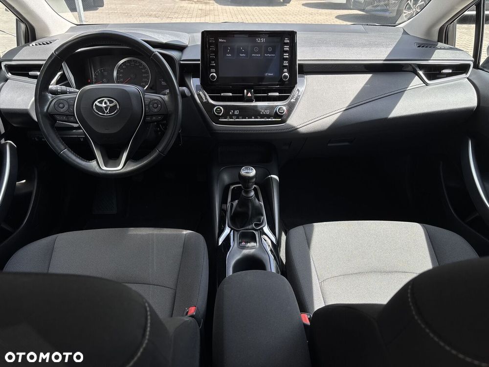 Toyota Corolla - 4