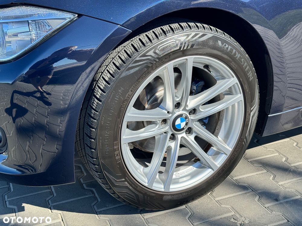 BMW Seria 3 318d - 12