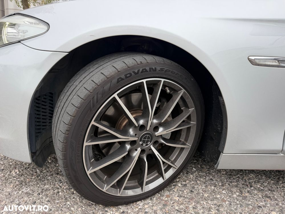 BMW Seria 5 535d xDrive Aut. - 7