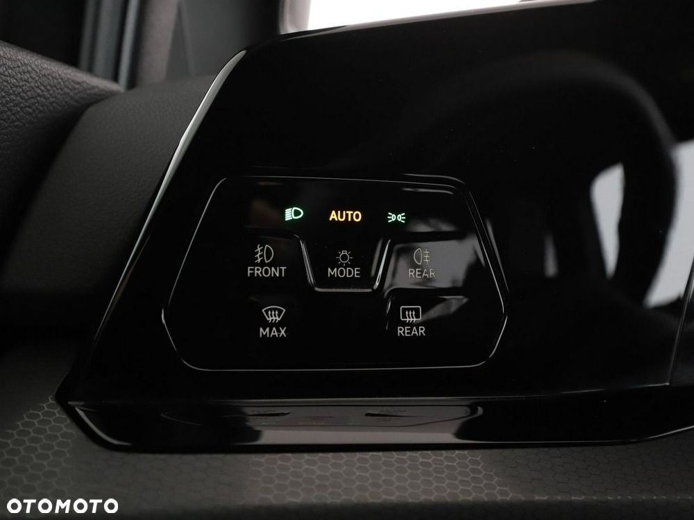 Volkswagen Golf 2.0 TSI GTI DSG - 37