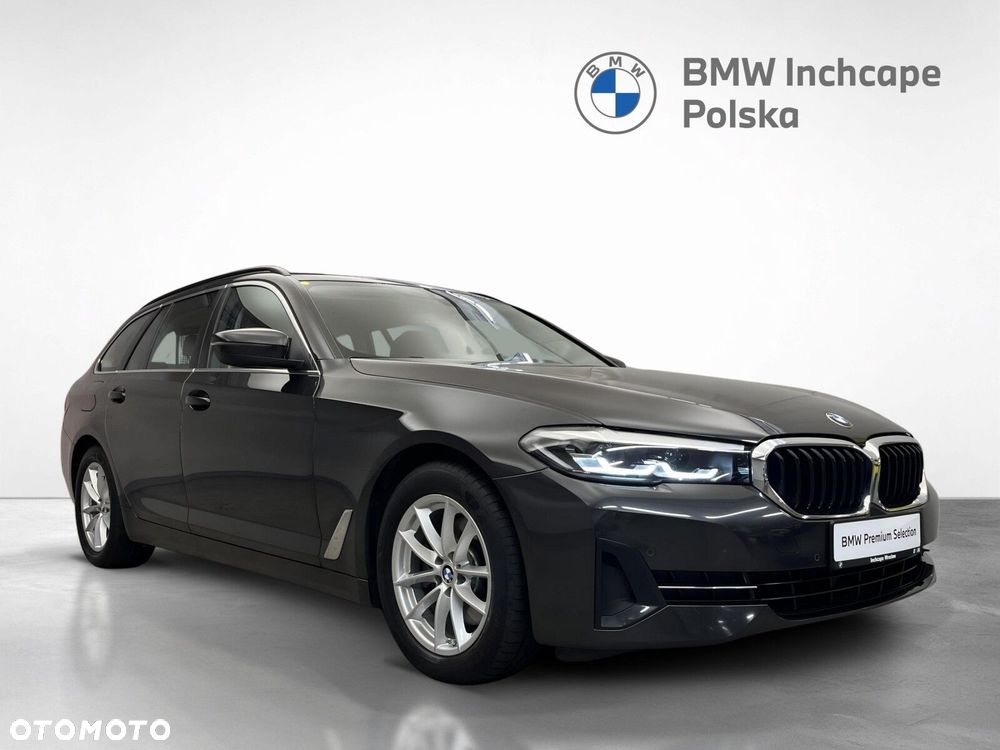 BMW Seria 5 520d xDrive mHEV sport - 8