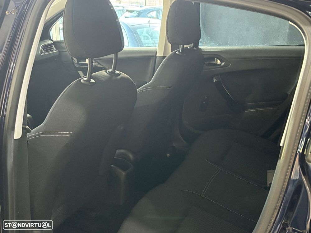 Peugeot 208 1.5 BlueHDi Active - 10
