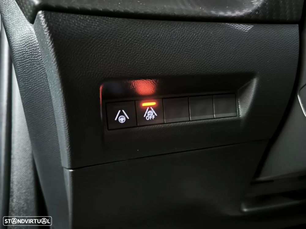 Peugeot 2008 1.5 BlueHDi GT Pack EAT8 - 46