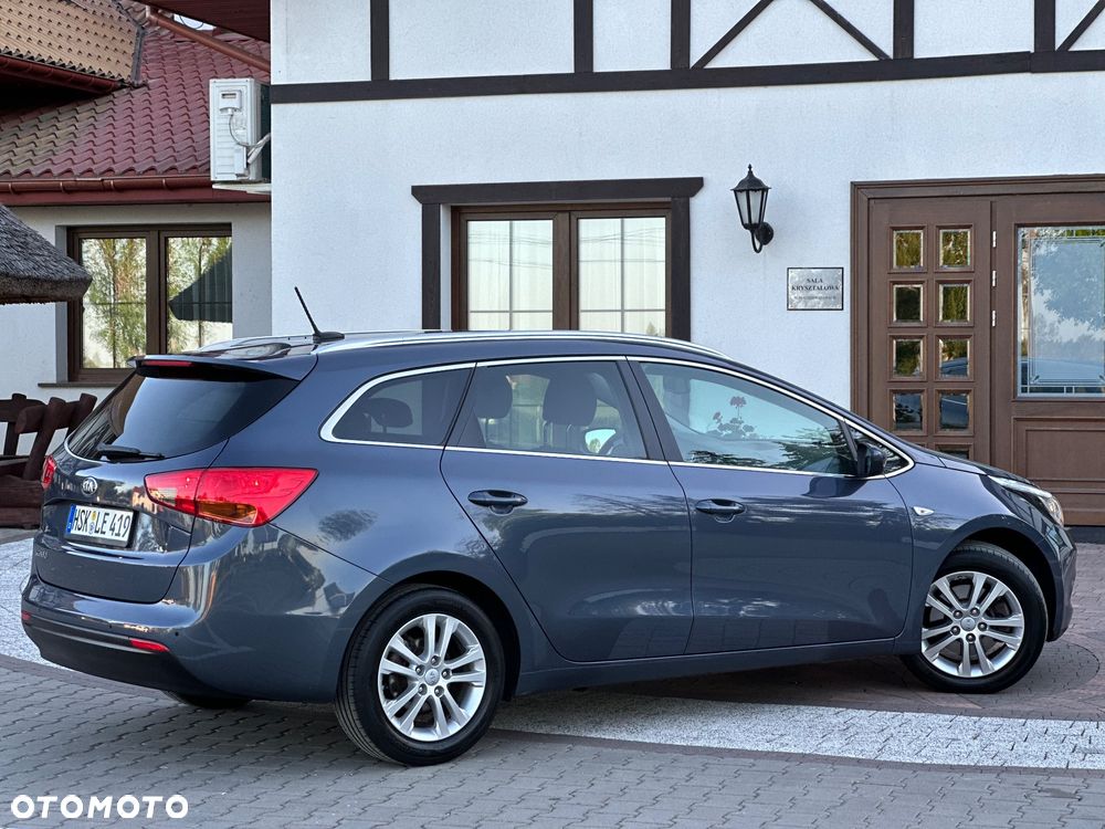 Kia Ceed 1.4 CVVT Dream-Team Edition - 18