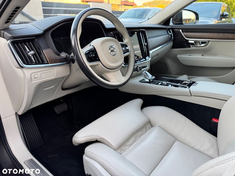 Volvo V90 T8 Twin Engine AWD Geartronic Inscription - 17