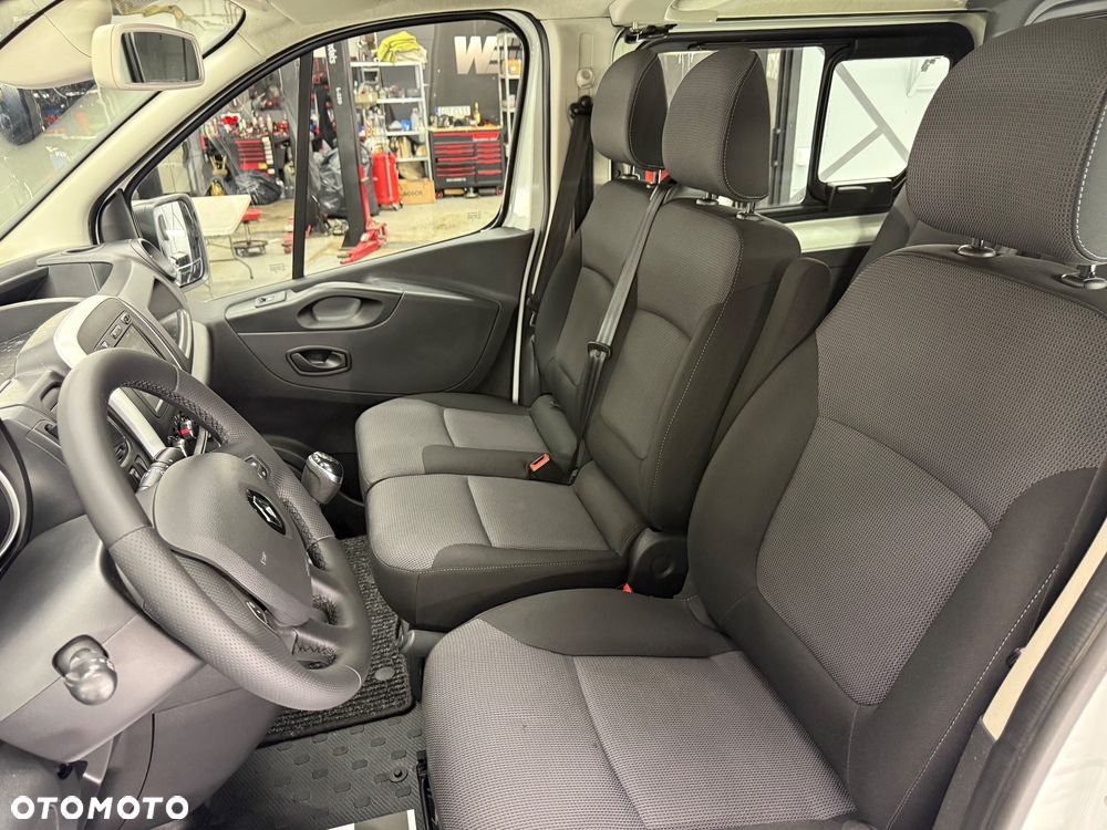 Renault Trafic - 17