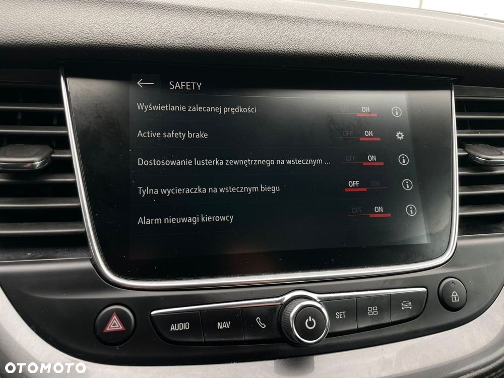 Opel Grandland X - 30